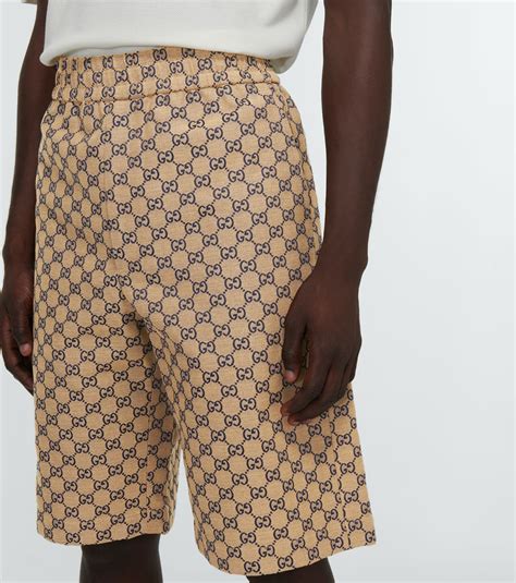 bermudas gucci